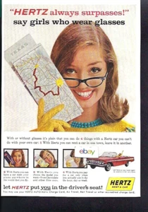 HERTZ RENT A CAR 1961 CHEVROLET ROT CABRIO MÄDCHEN BRILLE TRAGEN ANZEIGE - Bild 1 von 1