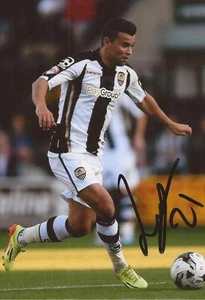 NOTTS COUNTY: ZELI ISHMAIL SIGNED 6x4 ACTION PHOTO+COA - Picture 1 of 1