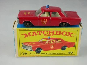59c Ford Galaxie Fire Chief's Car - 31547 Matchbox Regular Wheels - Picture 1 of 9