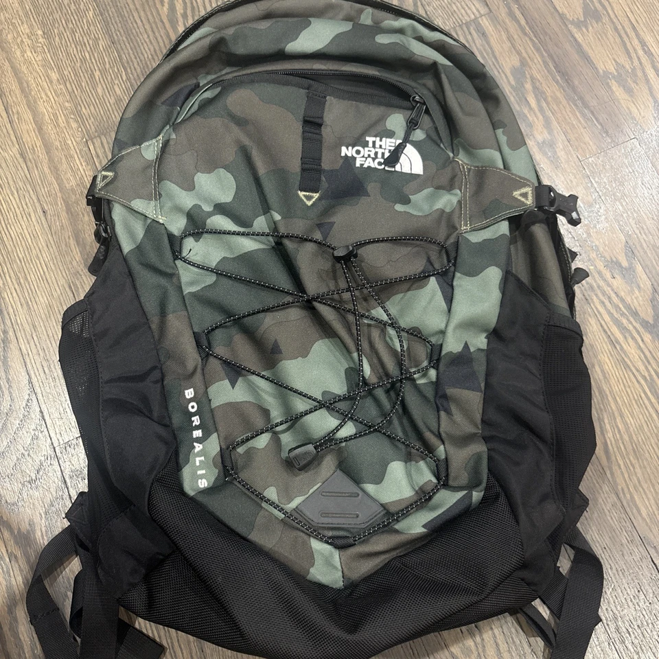 Mochila para portátil The North Face unisex Borealis camuflada nueva con etiqueta Foto 1 de 4