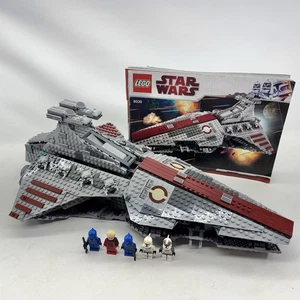 100% Komplett LEGO Star Wars 8039 Venator-Class Republic Attack Cruiser Minifiguren - Bild 1 von 24
