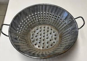 Vintage Gray 10" Colander with Footed Base Enameled Graniteware w/Handles - Picture 1 of 5