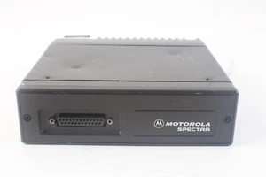 Radio Motorola M34KMA7JA5AK Spectra - Imagen 1 de 4