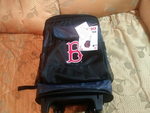 Logo Brands Boston Red Sox 18x15x13 Rolling Cooler Book Bag Cover