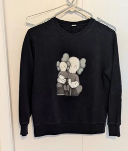 Kaws x Uniqlo Crewneck Sweatshirt Boys Size 11-12 Black Pullover Logo - Picture 1 of 9