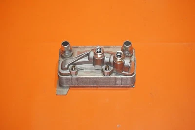 Refrigerador de óleo Mercedes Benz C300 caixa de engrenagens 2015 2016 2017 2018 w205 a0995001900 fabricante de equipamento original - Imagem 1 de 4