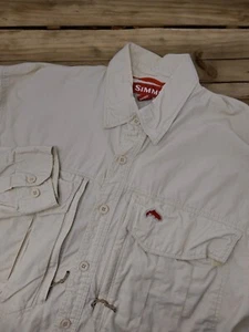 Simms Cor3 Fishing Shirt Size Medium Beige Vented Caped Pockets Button Outdoors - Picture 1 of 10
