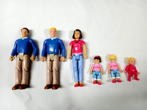 Toyr R' Us Happy Together Dolls Men Woman Girls & Baby Lot Of 6 Total - Picture 1 of 7