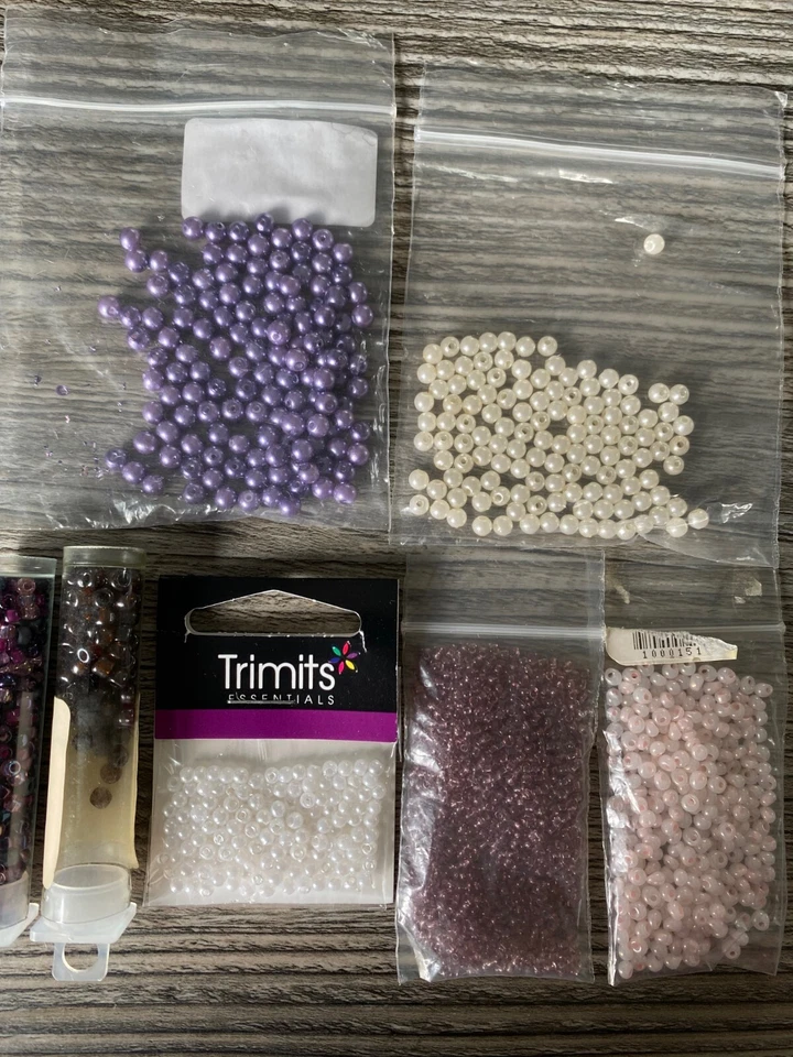 Job Lot of Seed Beads: for Jewellery Making, Crafts etc - Image 1 of 1