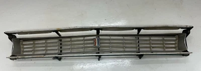 Parrilla deportiva Plymouth Fury 1969 moldura frontal soportes adornos insignia Foto 1 de 4