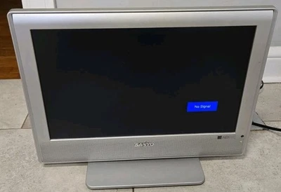Sanyo DP19647 LCD HDTV 19" Flat Screen Retro Gaming TV Tested Works No Remote - Image 1 of 3