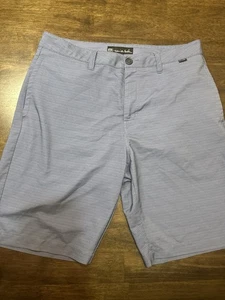 Travis Mathew Shorts Herren 32 blau Freizeit Golf Wandern Outdoor leicht - Bild 1 von 4