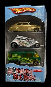 Hot Wheels Holiday Hot Rods Confezione da 3 Tubi Dritti Chevy Fleetline GMC Camper - Foto 1 di 2