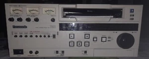 PANASONIC AG - 7650 Lettore SVHS Professionale - TBC Time Base Corrector - Foto 1 di 11