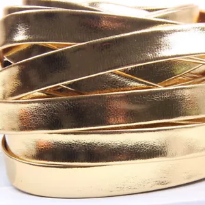 UK 5 M glänzend gold PU Leder Gurtband Borte Flachband gefaltet für DIY Dekore - Bild 1 von 4