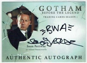 Gotham Season 1 2016 Autograph Card SP Sean Pertwee as Alfred Pennyworth VARIANT - Picture 1 of 1