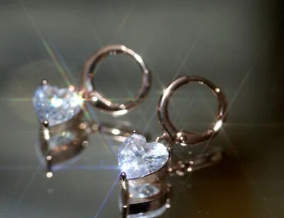 Pendientes/aros colgantes 925 de diamantes creados con corte de corazón Foto 1 de 3