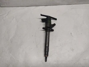 Volvo S80 I TS, XY Fuel Injector 8658752 2.5 Diesel 103kw 2001 25390646 - Picture 1 of 4
