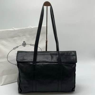 Auténtico bolso de hombro de cuero napa con logotipo negro con solapa en relieve PRADA Foto 1 de 4