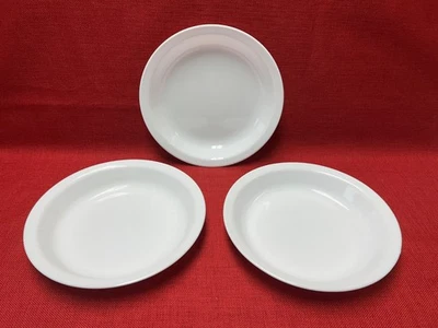 Corelle Frost White Set Of 3 Flat Rim Pie Plates 10 1/4" USA - Image 1 of 4