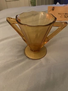 Schöne bernsteinfarbene Pressglas offene Zuckerdose - sehr guter Zustand - wunderschönes Design - hübsch - Bild 1 von 5