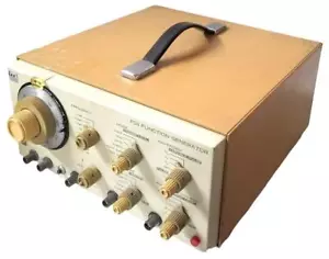 IEC F34 Funktionsgenerator P00335000-4 Sicherung 0,15-0,3A 115-230V - Bild 1 von 3