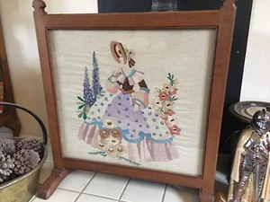 ART DECO Vintage FIRE SCREEN Oak tapestry / Needlework crinoline lady 1930's - Picture 1 of 10