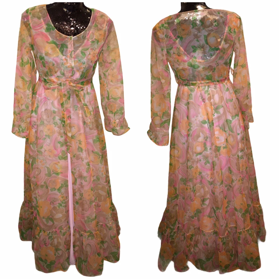 Vintage Women's Radcliffe Floral Night Gown and Robe Set Small - Image 1 of 4