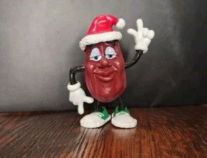 Vintage California Raisins Christmas Figure Santa Hat Green Shoes PVC 1988 - Picture 1 of 6