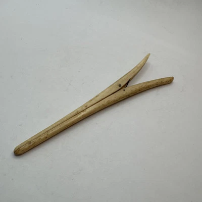 Maca de luva de osso feminina vitoriana antiga 6 1/2" de comprimento - Imagem 1 de 4