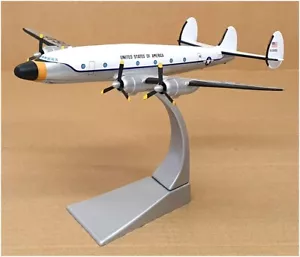 Corgi Scala 1/144 47506 - Lockheed Constellation Aircraft USAF - Bianco/Argento - Foto 1 di 4