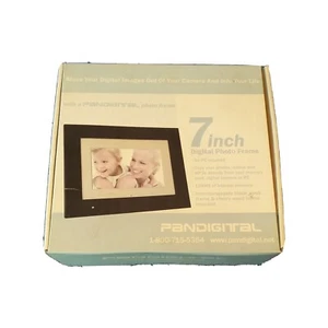 Pandigital 7" Digital Photo Frame 128MB with Two Interchangeable Frames - Picture 1 of 11