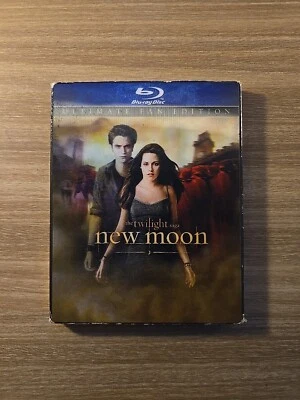 TWILIGHT: NEW MOON (Blu-ray, Ultimate Fan Edition + Slipcover) Combined Shipping - Image 1 of 4