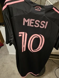 Lionel Messi Inter Miami Trikot - Bild 1 von 5