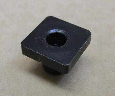 Ersatzteil 1x Einlegemutter hinten Reely Carbon Fighter Verbrenner Buggy 1:6 Car - Bild 1 von 4