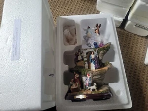 Bradford Exchange Thomas Kinkade Life of Christ Sculpture Masterpiece 12" w/box - Picture 1 of 7
