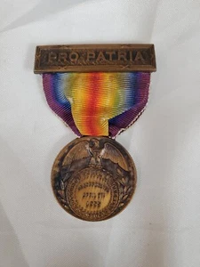 WWI WW1 Pro Patria Medal North Andover Massachusetts To John J. Parker - Picture 1 of 5