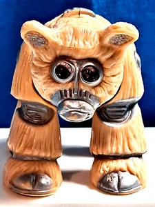 Battlestar Galactica Tan DAGGIT Robot Dog Mattel 1978 No Tail No Cracks - Picture 1 of 12
