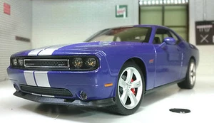 Dodge Challenger 2013 SRT Coupe 1:24 Scale Diecast Model Car 24049 Blue Welly - Picture 1 of 5