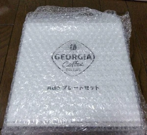 Ado x Georgia Collaboration Plate Set Novelty Campaign Limited Japan New(Other) - Picture 1 of 2