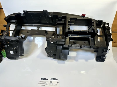 Cuadro de tablero inferior 1000255AA Dodge Ram 1500 2500 3500 2002-2005 fabricante de equipos originales Foto 1 de 4