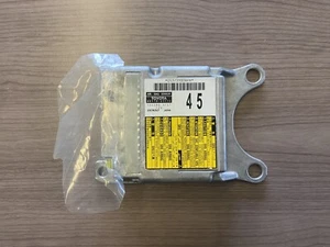 2011-2012 Scion TC , 89170-21110 SRS Control Module - Picture 1 of 3