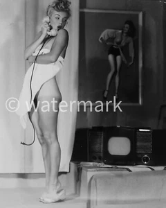 Classic Marilyn Monroe 1950s Pin-Up Actress 8x10 Print - Picture 1 of 1