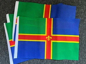 LINCOLNSHIRE Pack of 4 Mini flags 22cm x 15cm FLAG 9x6 inches - Afbeelding 1 van 2