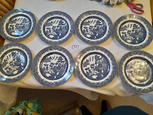 VINTAGE CHURCHILL WILLOW PATTERN 9.5 inch DINNER PLATES SET OF 8 - MINT UNUSED - Picture 1 of 11