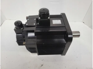 ♕♕♕ YASKAWA SGMGH-30A5A2B SERVO MOTOR 2.9 kW 23.8A 200V UPS ♕♕♕ - Picture 1 of 2