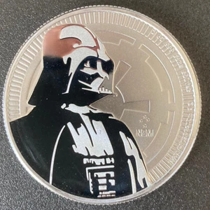 2017 Niue $2 Star Wars Darth Vader 1 oz .999 Fine Silver Coin. Free Shipping!!!! - Picture 1 of 3