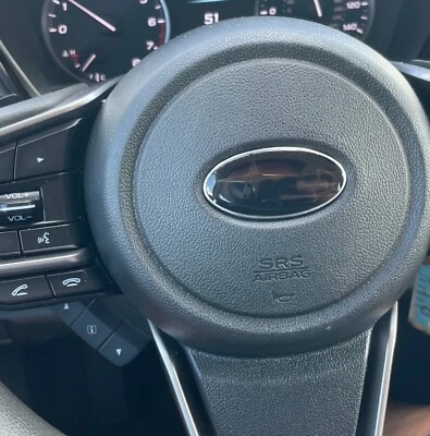 Calcomanía superpuesta emblema volante Subaru 2017-2022 vinilo humo oscuro Foto 1 de 2