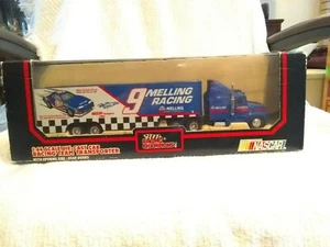 NASCAR 1:64 Die-Cast Cab Racing Team Transporter - #9 Melling Racing - Porte aperte - Foto 1 di 8