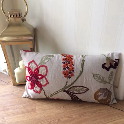 FUNDA COJÍN RECTANGULAR MORERA HOME TELA “MELROSE” DAMSON/RUBY 30cmx50cm Foto 1 de 4